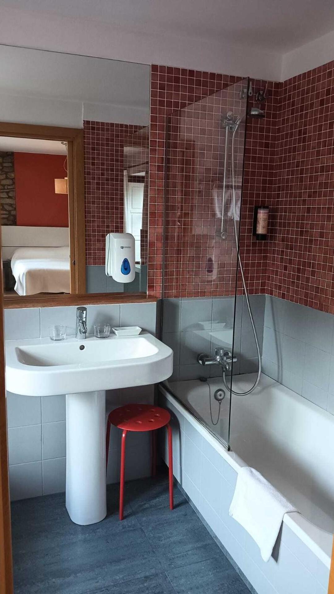 Gastro Hotel La Giraldilla Lierganes Phòng bức ảnh